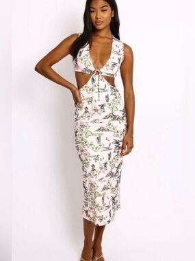 RESA Maddie Cut Out Midi Dress in an Oahu Hawaii